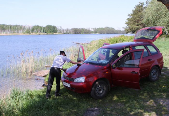 Запрет на мытье автомобиля у водоемов Запрет на мытье автомобиля у водоемов